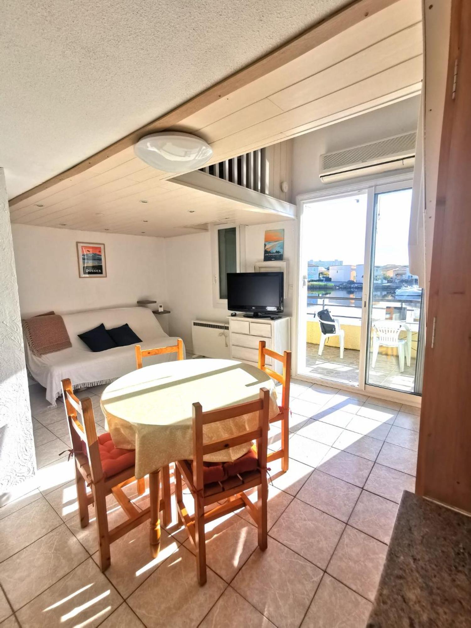 Appartement Coup De Coeur Les Pieds Dans L'Eau Le Barcarès エクステリア 写真