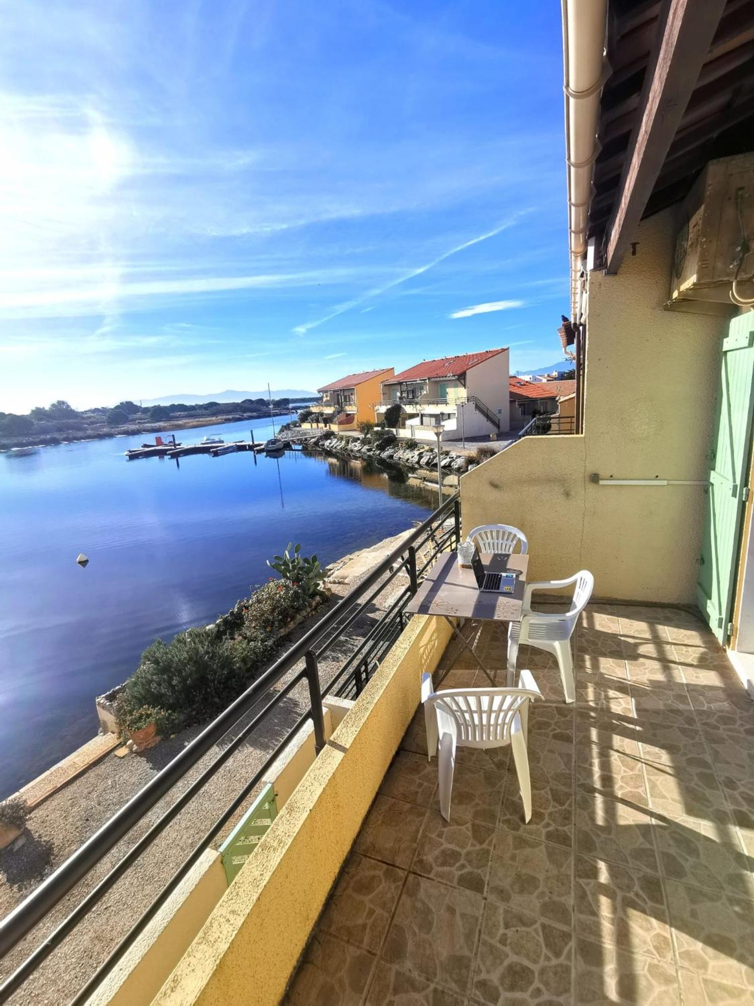 Appartement Coup De Coeur Les Pieds Dans L'Eau Le Barcarès エクステリア 写真
